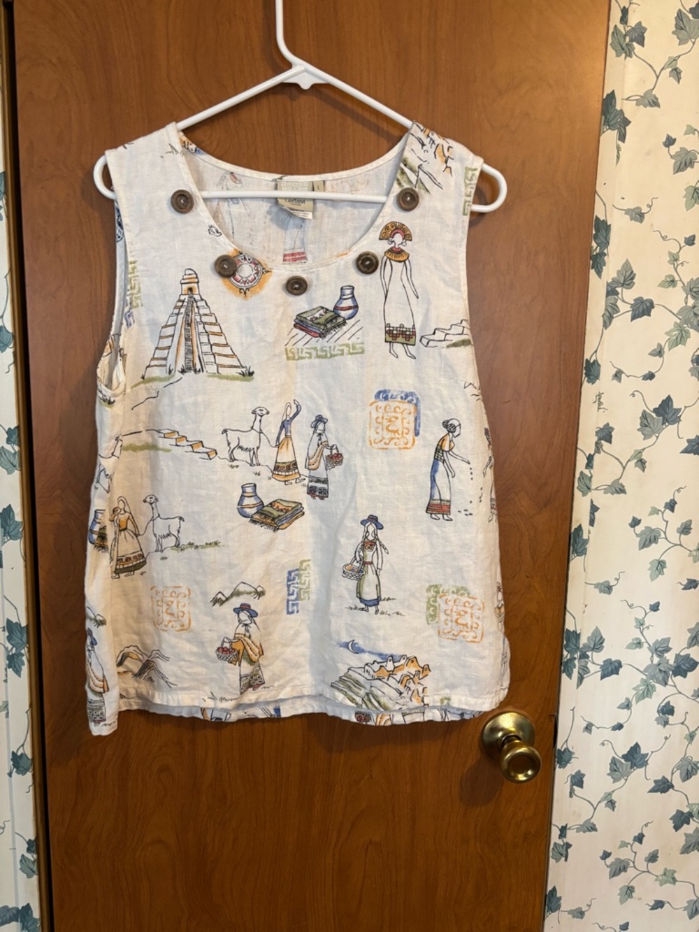 C-Lantana Linen-Blend Printed Sleeveless Tank with Button Detail